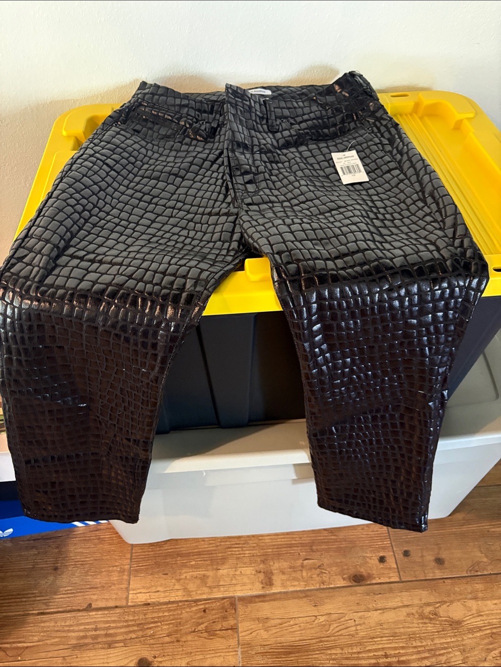 Good American Black Faux-Croc Cropped Ankle Pants